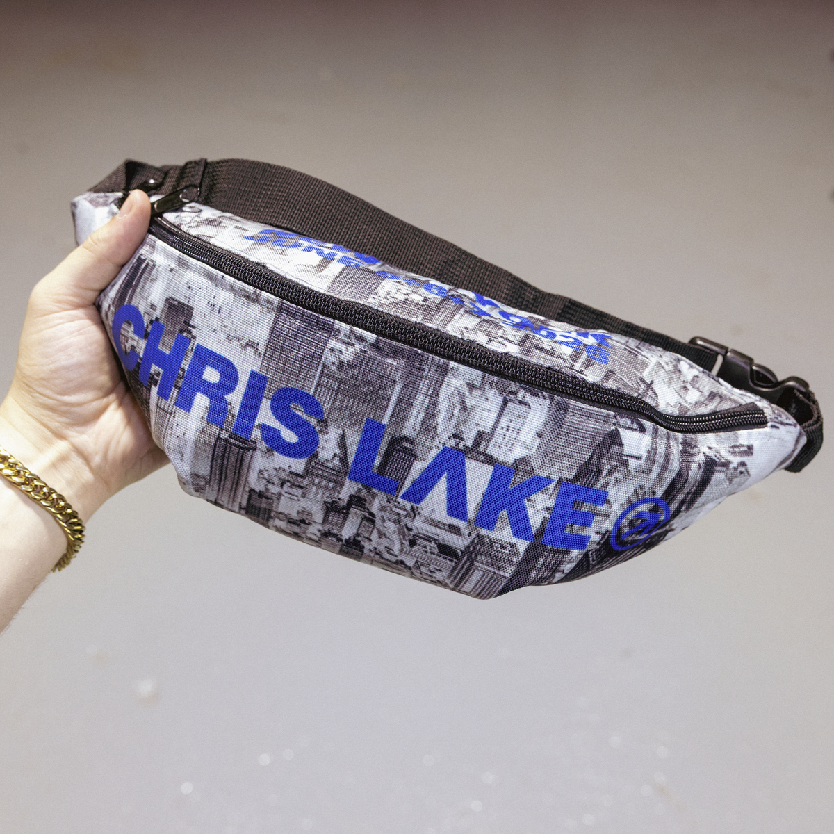 Official Chris Lake NEW YORK '26 - FANNY PACK - SKYLINE, detail view 7